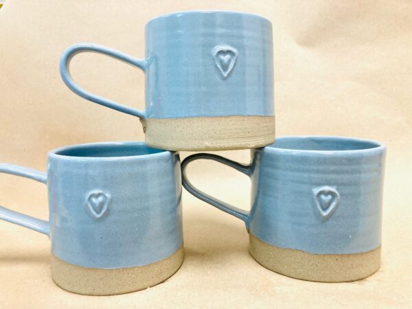 blue heart design trio of mugs